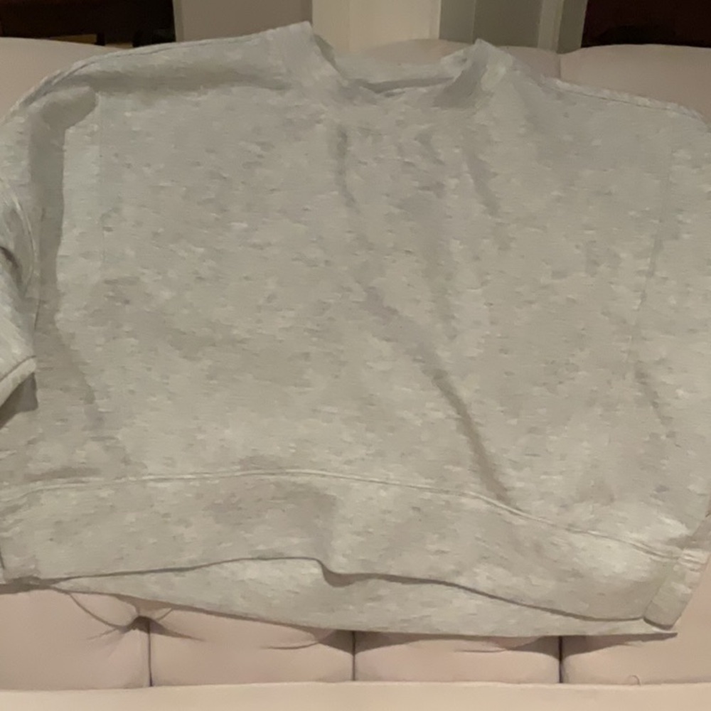 Ypb Your Personal Best Light Gray Casual cropped Sweatshirt in M